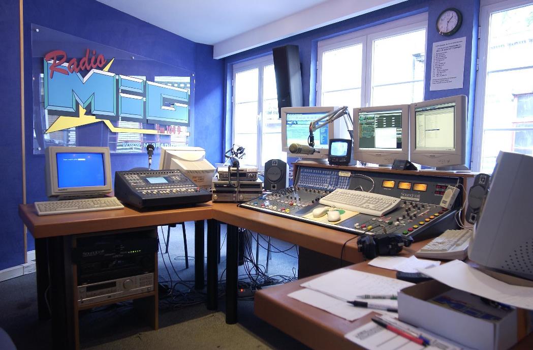 Radio MIG - studio 2001